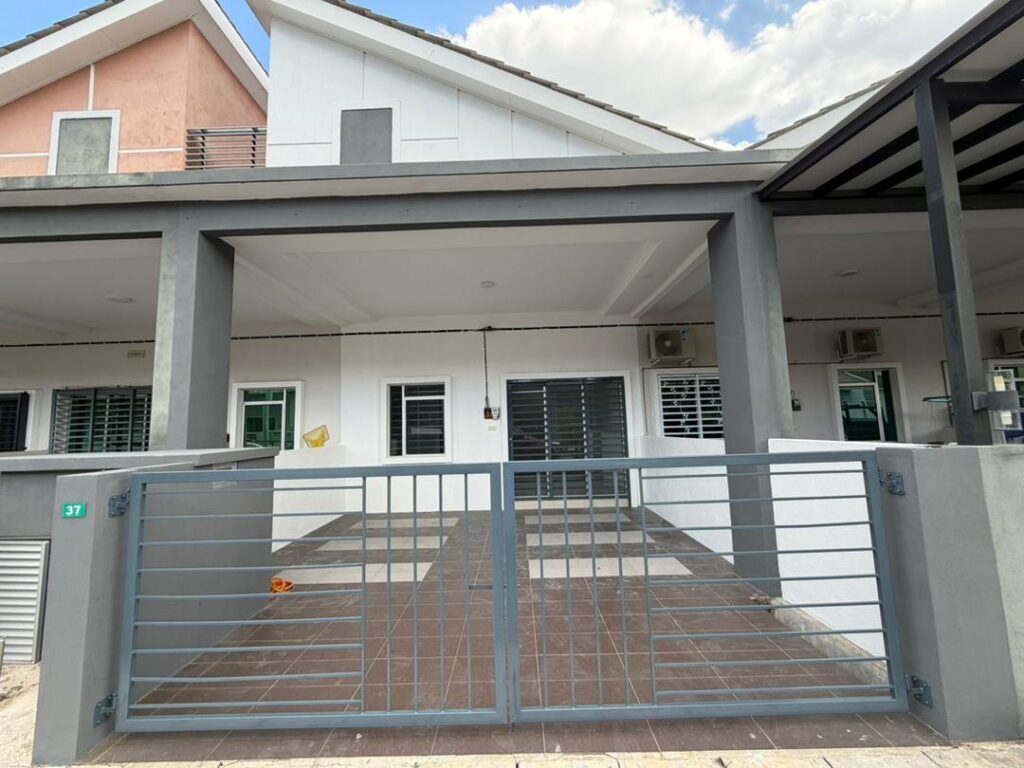 TAMAN KINDING FLORA -SINGLE STOREY TERRACE